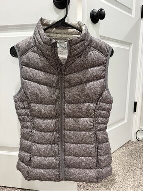 Be Boundless Women’s Med Puffer Vest Full Zip Pockets Grey